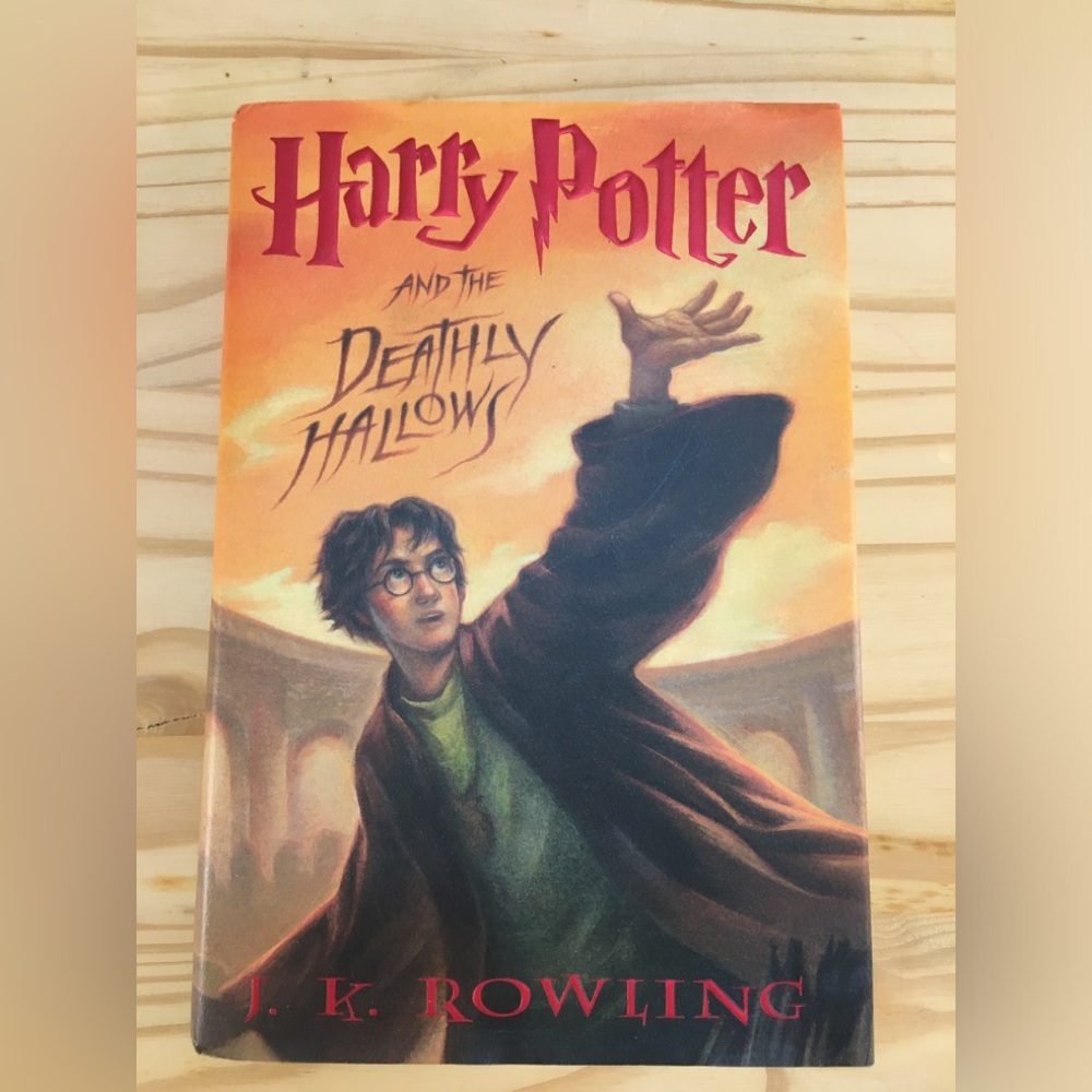 Harry Potter and the Deathly Hallows J.K. Rowlings 1st Edition (Hardcover, 2007)
